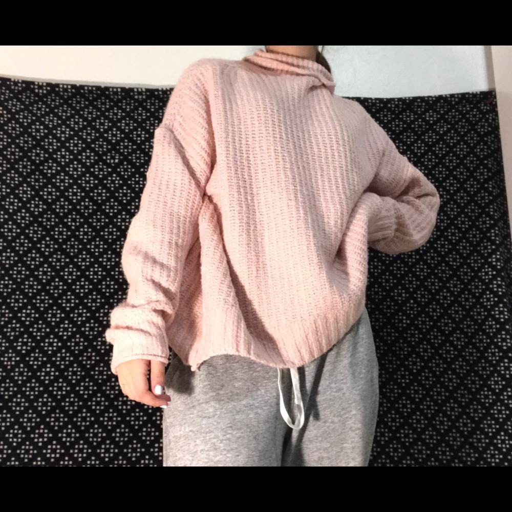 american eagle comfy pink turtleneck sweater